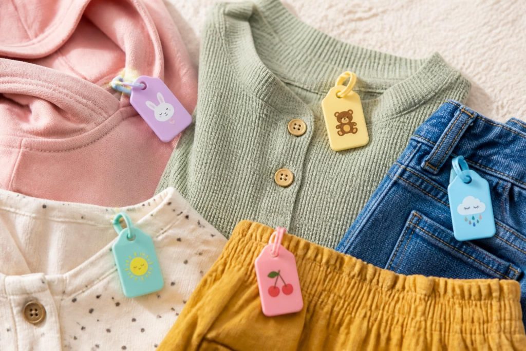ludilabel propose des étiquettes pratiques et personnalisables pour identifier facilement les vêtements de vos enfants, résistantes au lavage et durables.