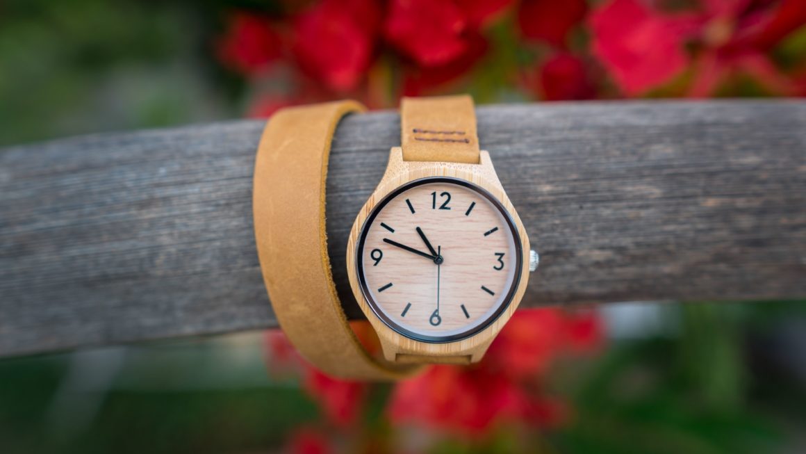 Montre en bois Heart