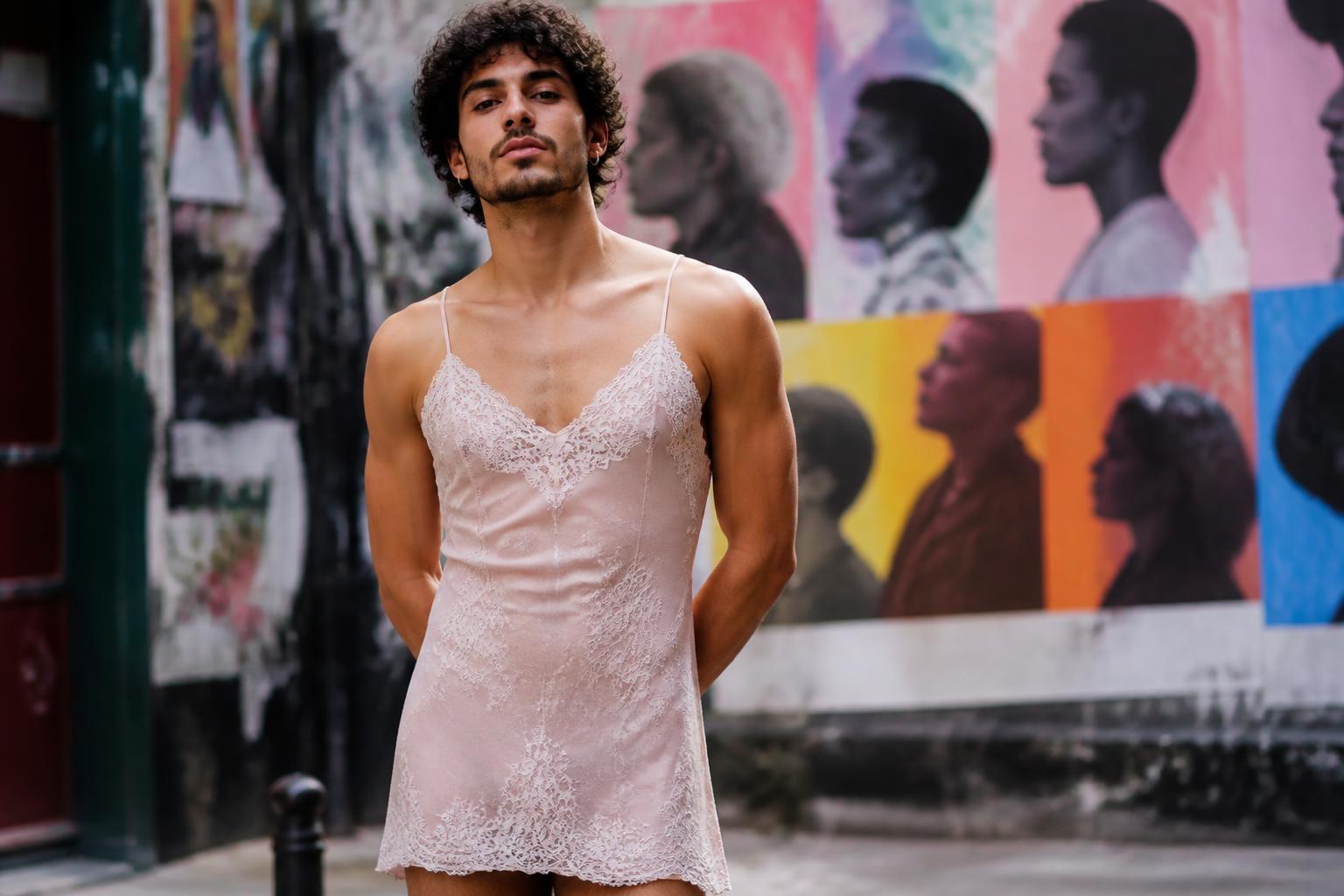 découvrez pourquoi l'homme en nuisette est devenu un phénomène tendance, bouleversant les codes de la mode et exprimant une nouvelle liberté stylistique.